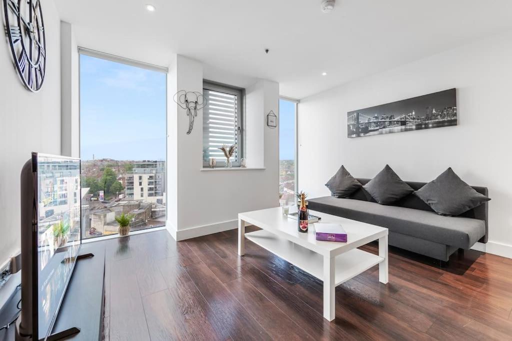 Amazing Britania 1 Bedroom Flat In London Bp40 מראה חיצוני תמונה