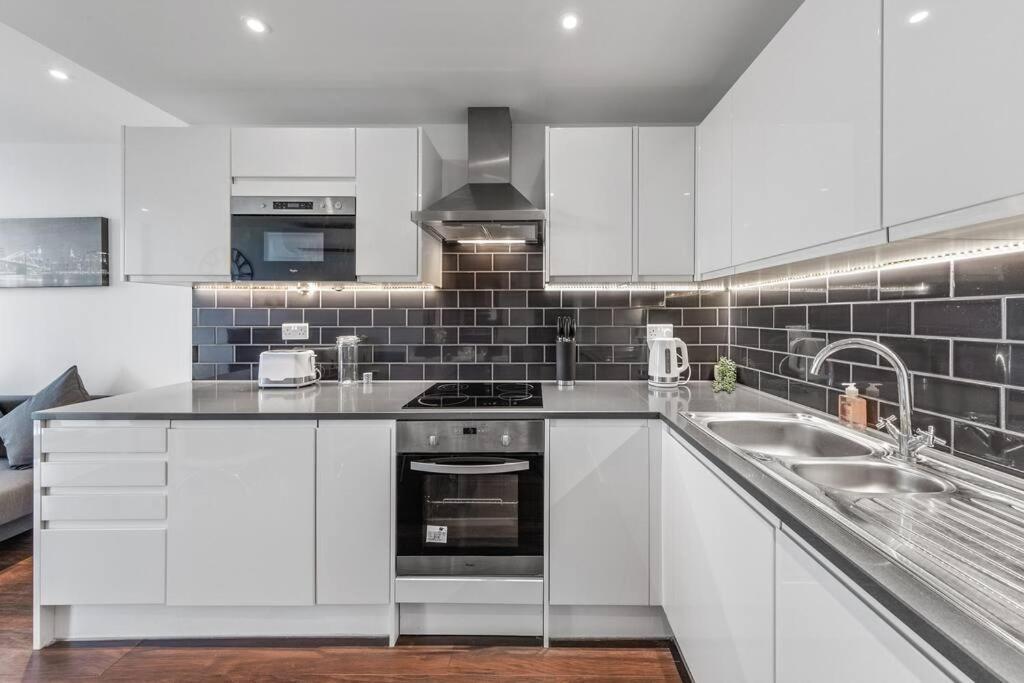 Amazing Britania 1 Bedroom Flat In London Bp40 מראה חיצוני תמונה